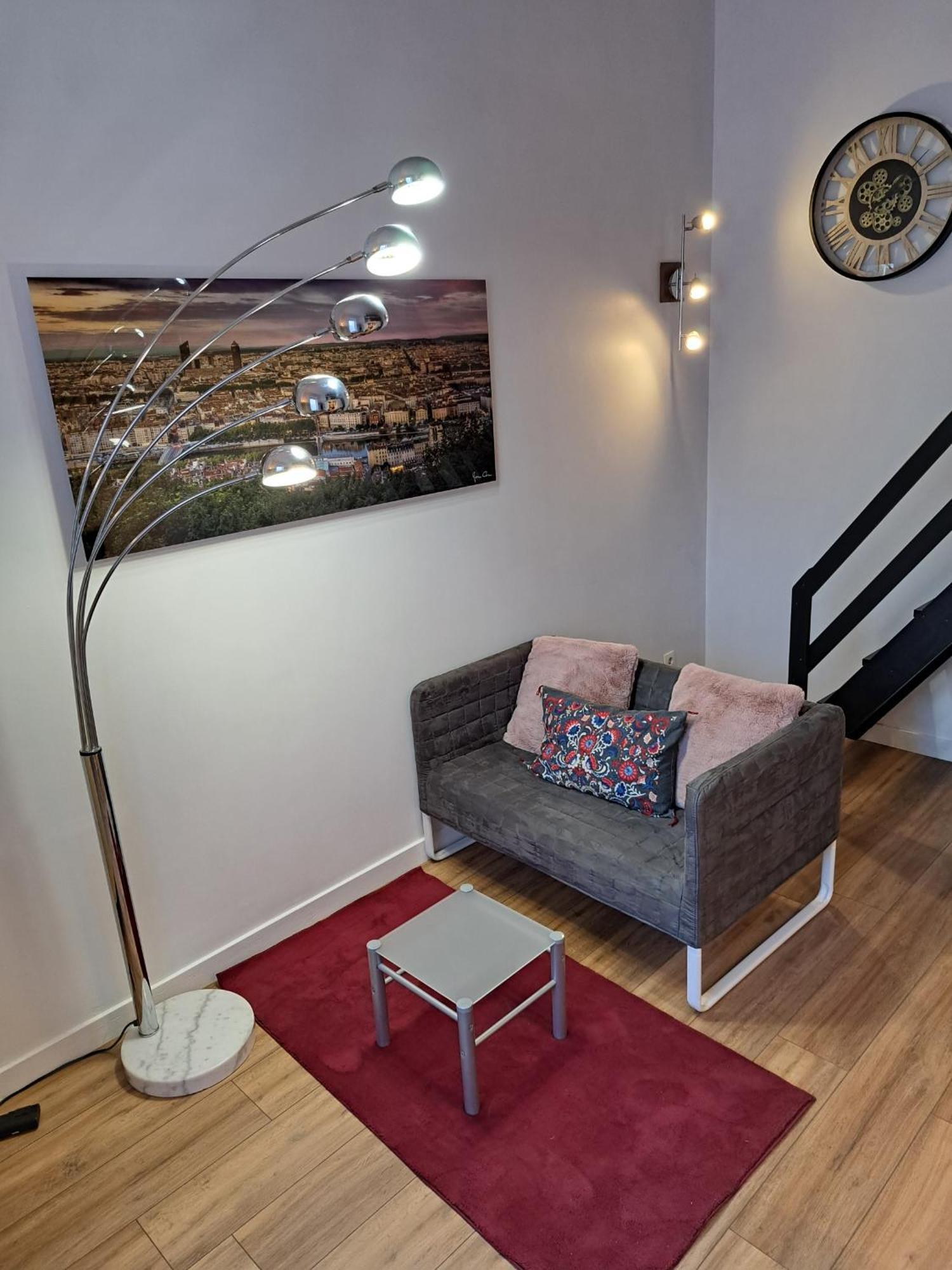 Studio Cosy Entierement Renove A Deux Pas De Lyon Fontaines-sur-Saone Exterior photo