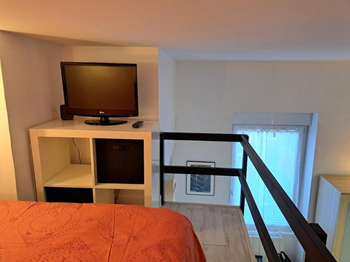 Studio Cosy Entierement Renove A Deux Pas De Lyon Fontaines-sur-Saone Exterior photo