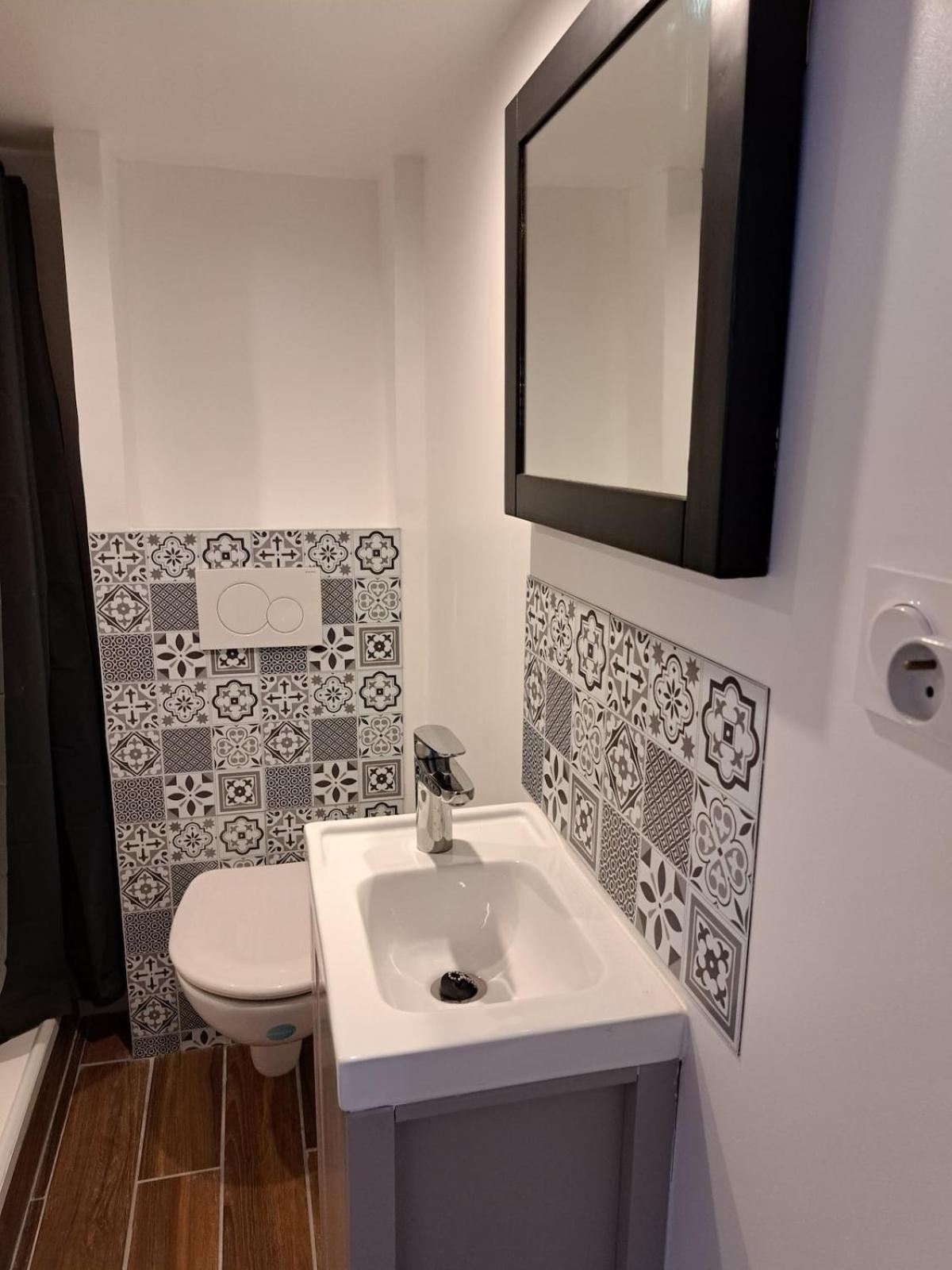 Studio Cosy Entierement Renove A Deux Pas De Lyon Fontaines-sur-Saone Exterior photo